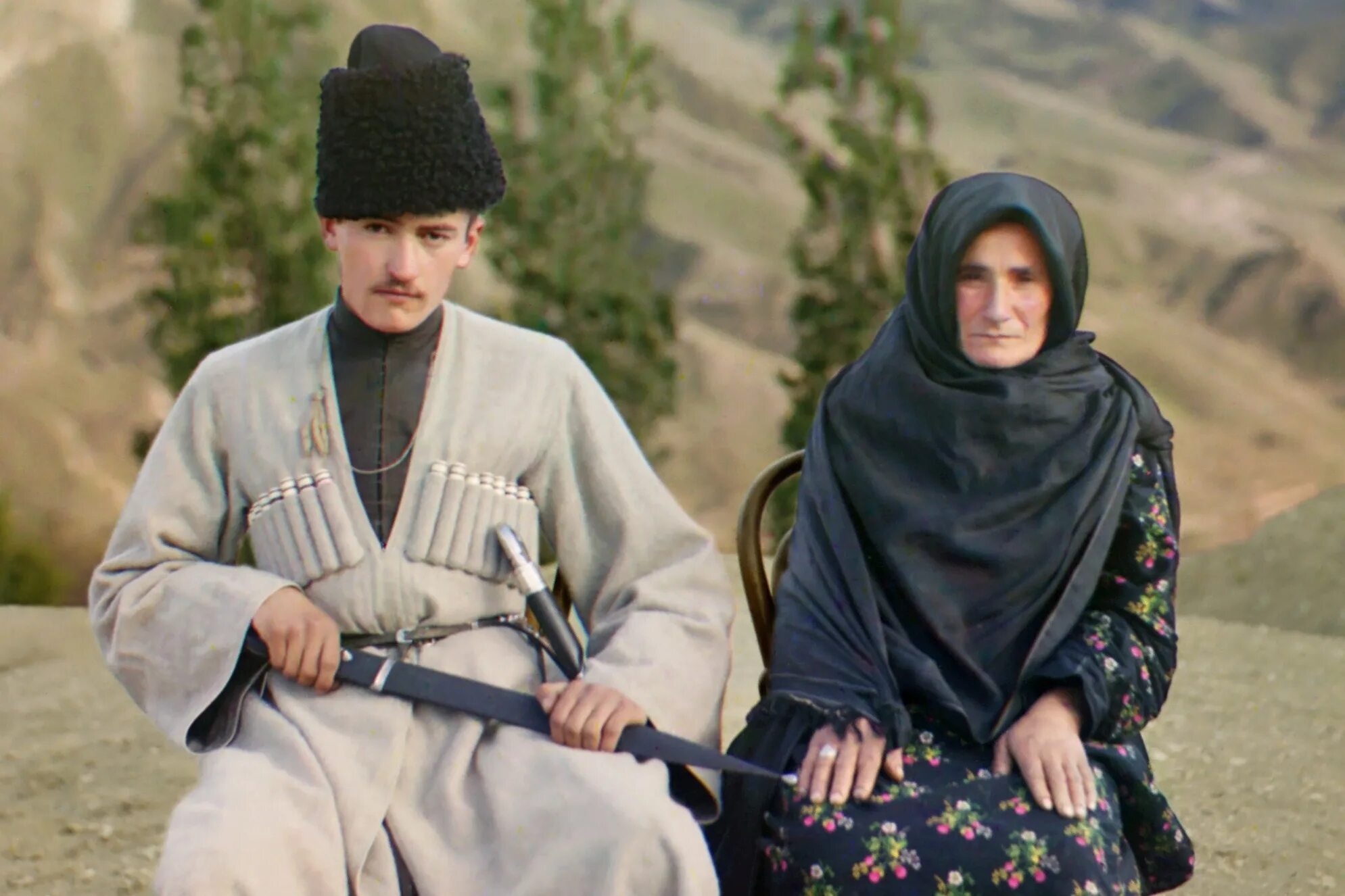 Аварцы даргинцы лакцы. Арчинцы численность и место проживания. Народы кавказа аварцы. Национальные костюмы дагестана даргинцы. Национальная одежда даргинцев дагестана.