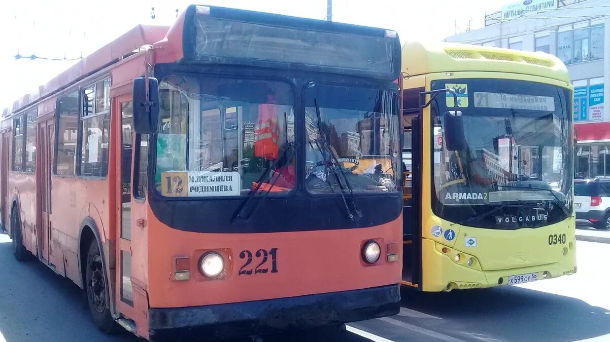 Паз оренбург 67. 56 автобцс орен. 31 автобус оренбург. Автобус оренбург. Автобус 31.