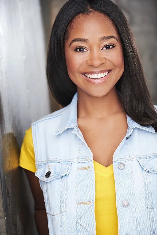 Самый удобный диван для сна на каждый день. Ава rose tik tok. Ava hill. Ава из тик тока американ гёрл. Краби таун.