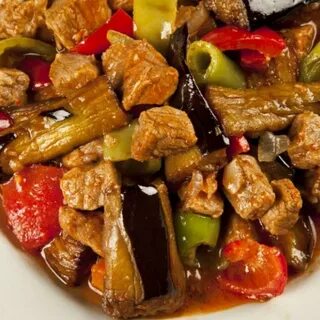 Мясо с овощами в микроволновке