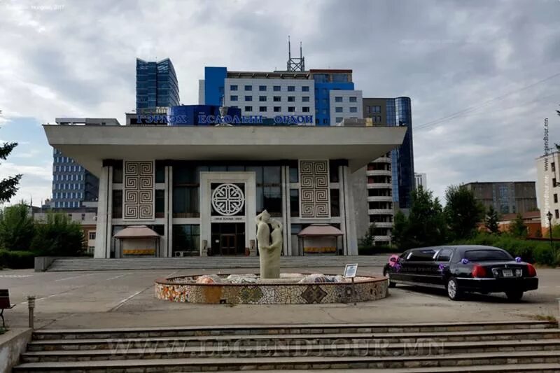 Улан батор университеты. Дворец бракосочетания в монголии. дворец бракосочетания в улан баторе. дворец бракосочетания на монгольском языке. загс монголии дворец бракосочетания.