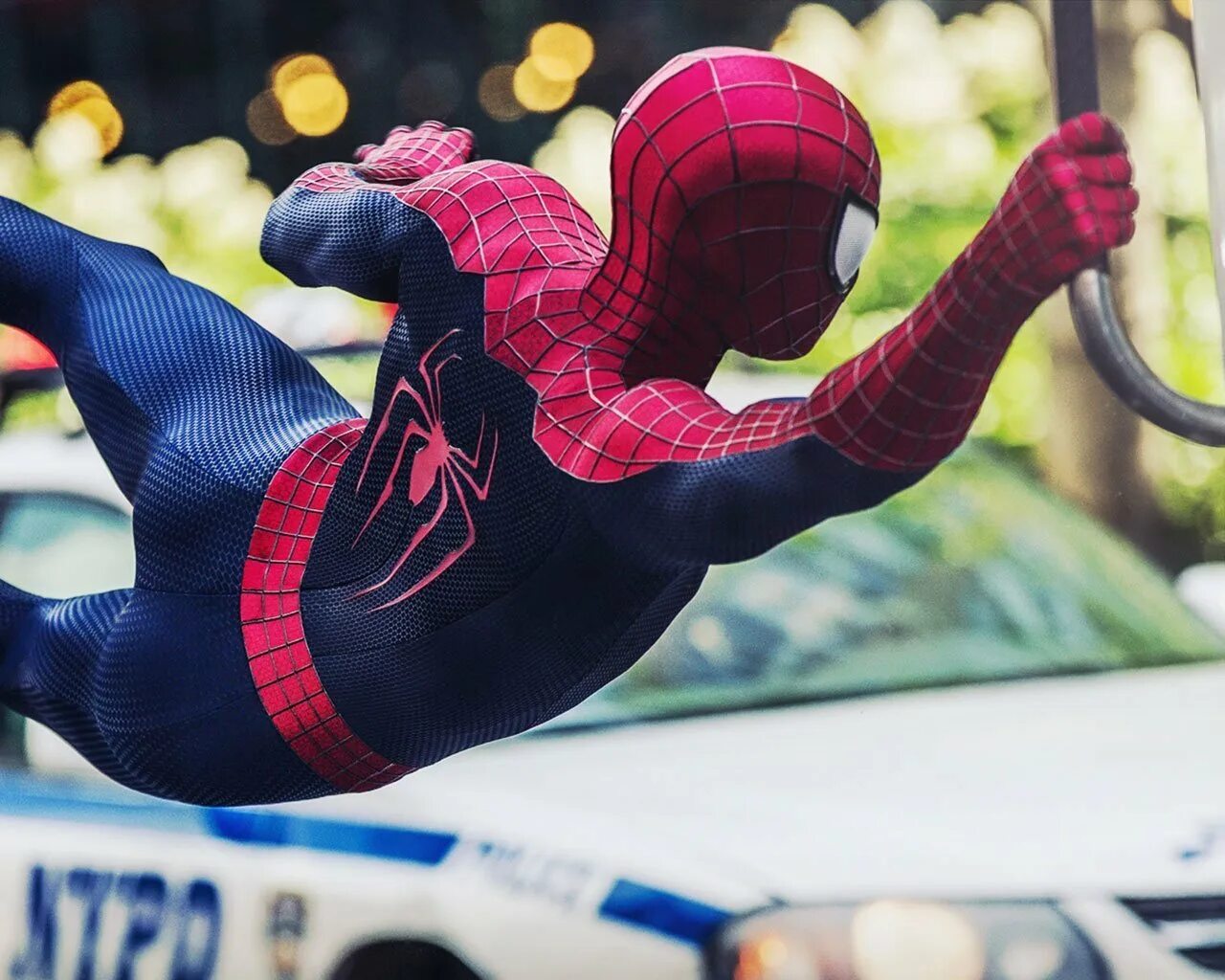 Посмотрим про человека паука. Посмотрим про человека паука. Spider man 2002. Грандиозный человек паук питер паркер. Посмотрим про человека паука.