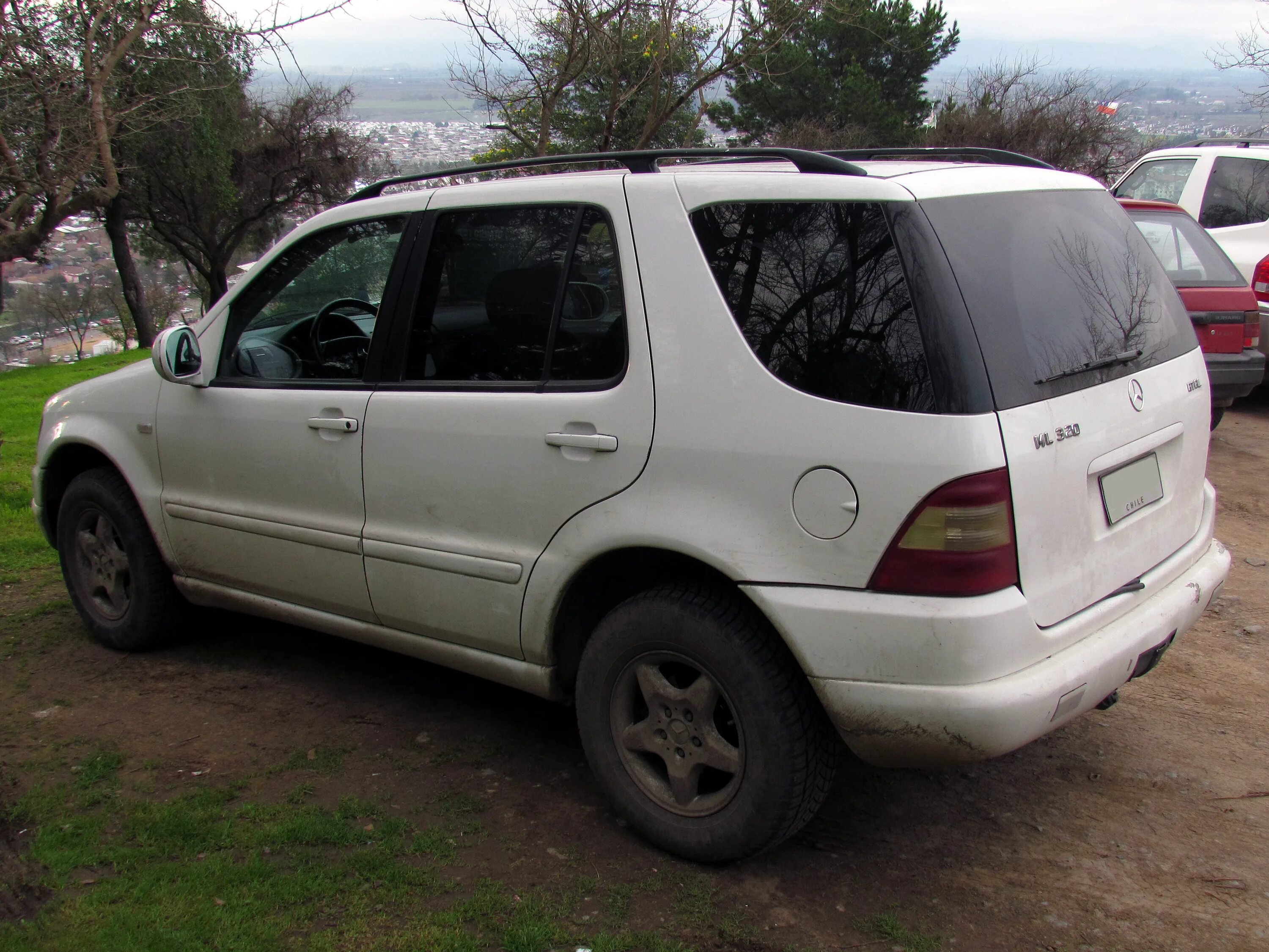 Mercedes Benz ml320 2000. Мерседес ml 320 2000. Мерседес Бенц мл 320 2000. Mercedes ml 320 2000 года. Мл 2000 год