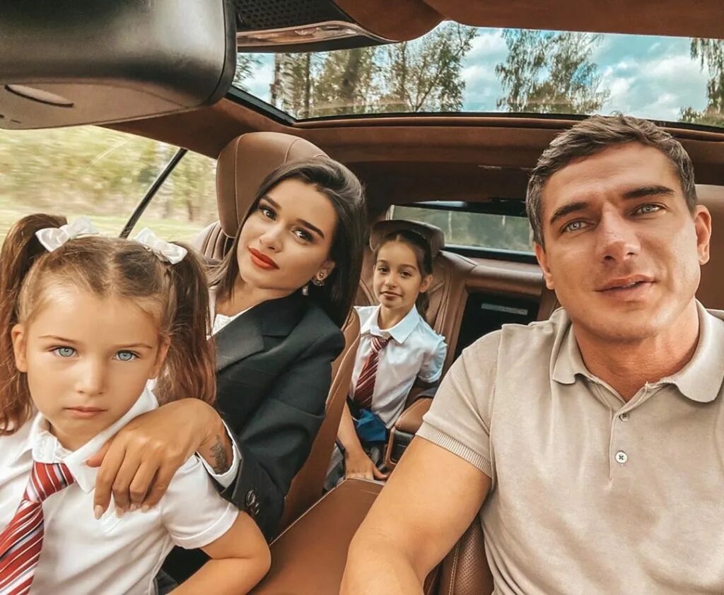 Омар омаров и курбан. Курбан омаров первая жена. Бизнесмена курбана омарова. Курбан омаров пересадил бороду. Бизнесмена курбана омарова.