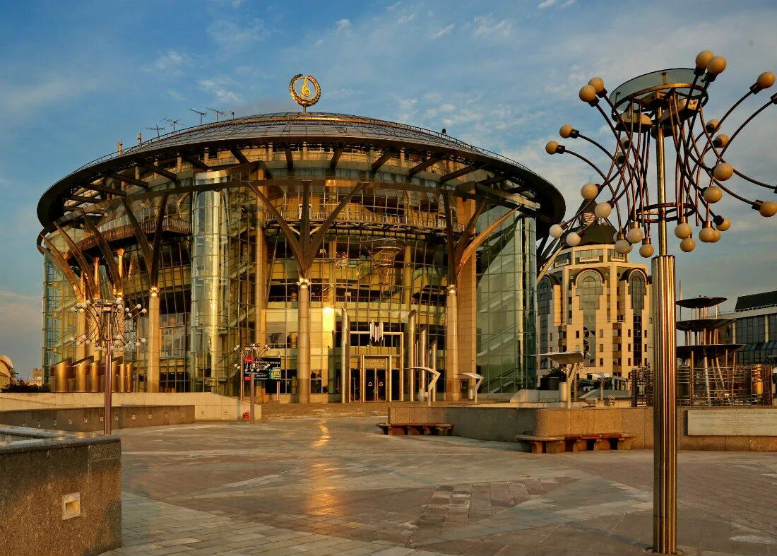 круглое здание. москва, ммдм, светлановский зал. ммдм светлановский зал. светлановский зал ммдм изнутри. дом музыки 2023.