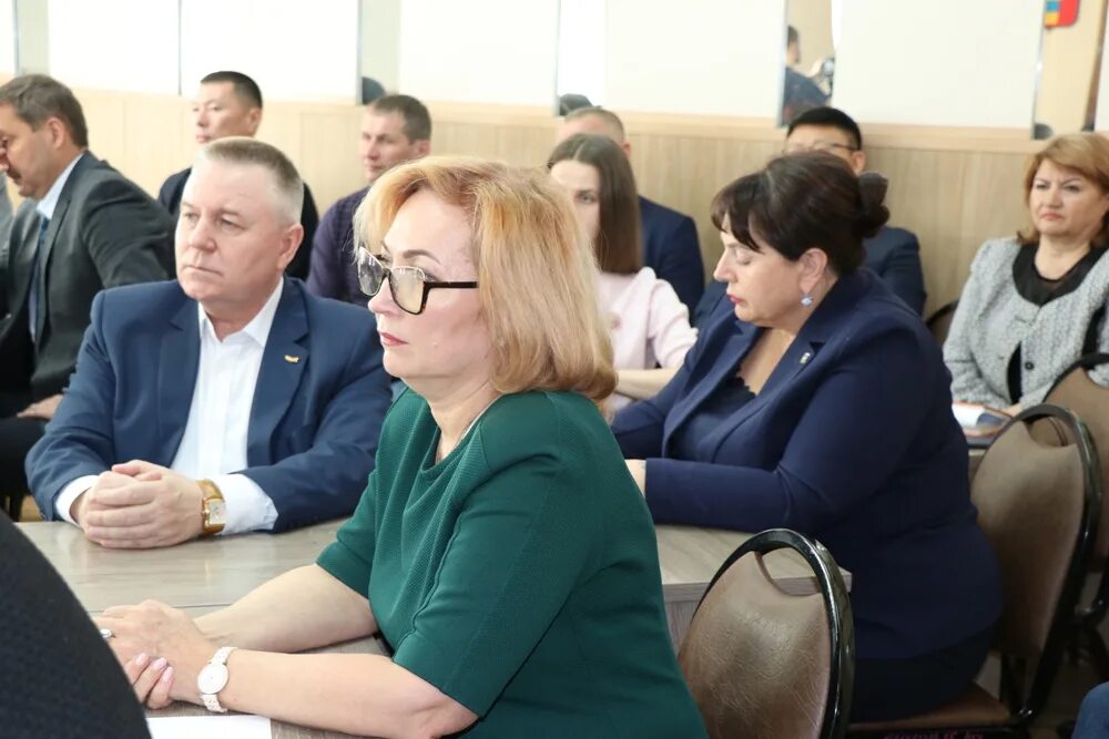 Глава уссурийского городского округа. Сайт уссурийского. Сайт уссурийского. Уссурийск нация. Мку архив уссурийского городского округа.