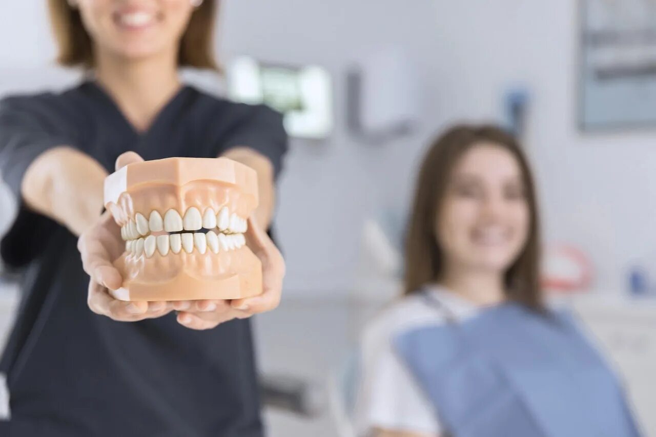 Ортопедия зубов. Стоматолог ортопед. Челюсть стоматология. Ортопедия в стоматологии.