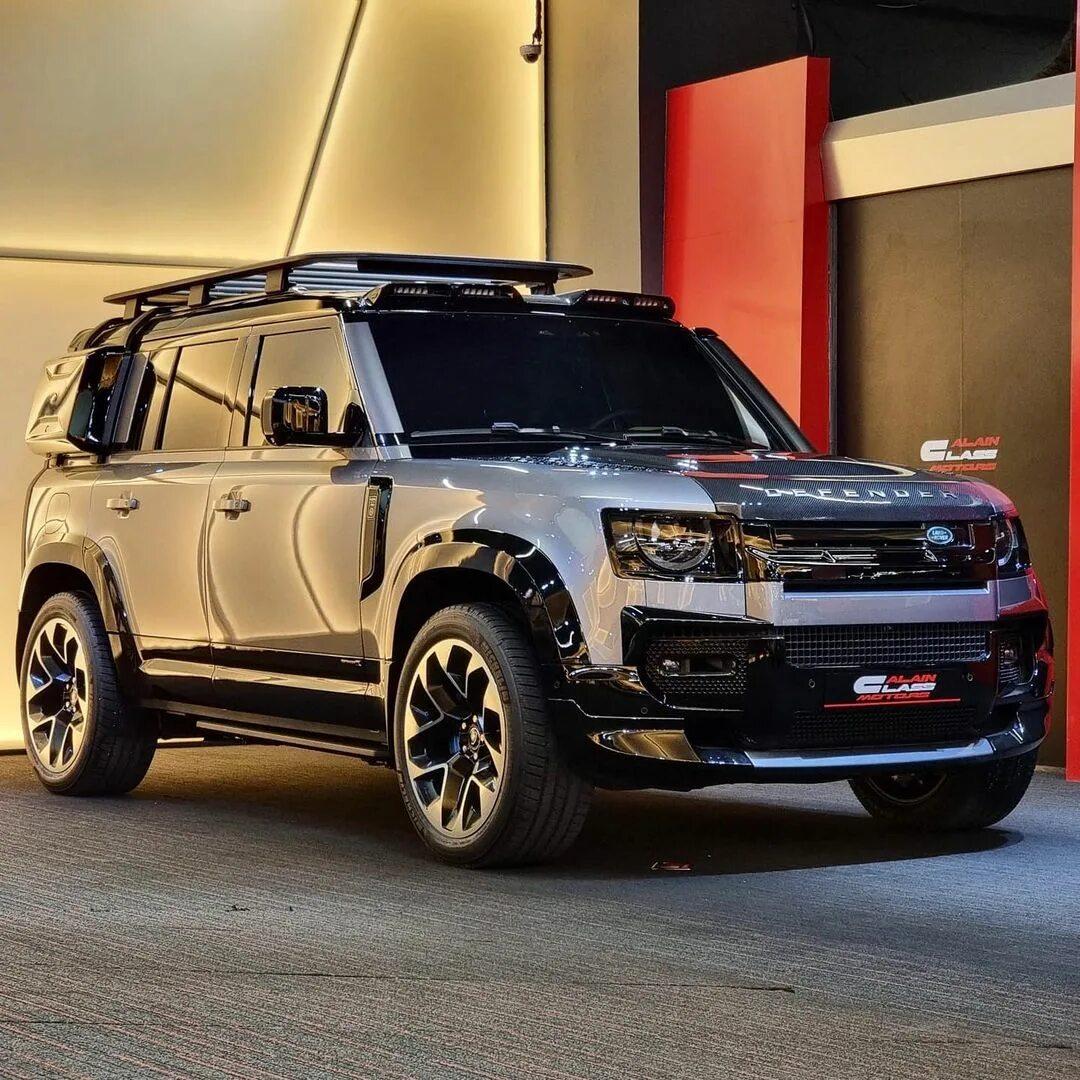 Двухцветный дискавери 5. Дед моторс нововладыкинский пр 2 стр 2. Дед моторс ленд ровер. Velar 2021. Дед моторс ленд ровер.