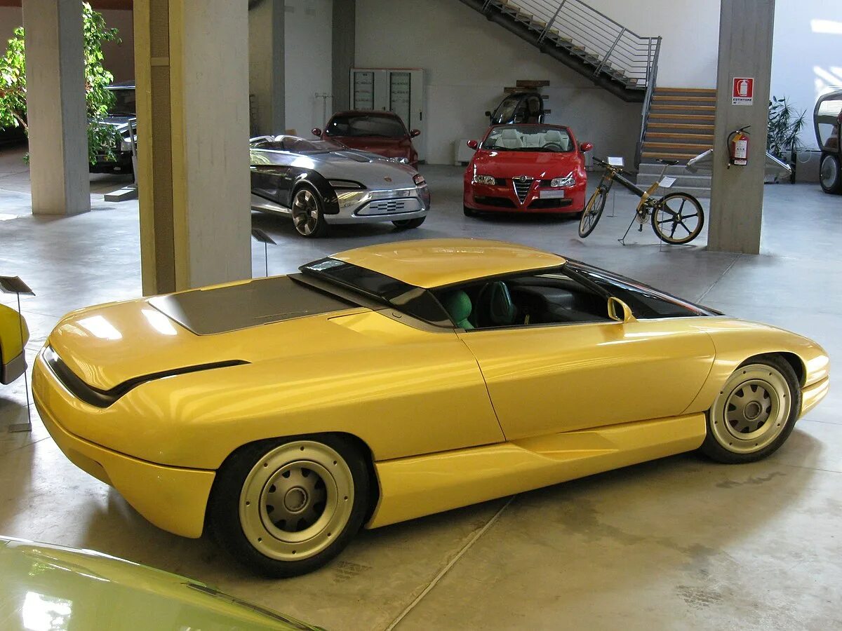 1990 Chevrolet Corvette Nivola by Bertone. Бертоне Нувола. Концепты Бертоне. Bertone Nivola музей. Шеви бертоне