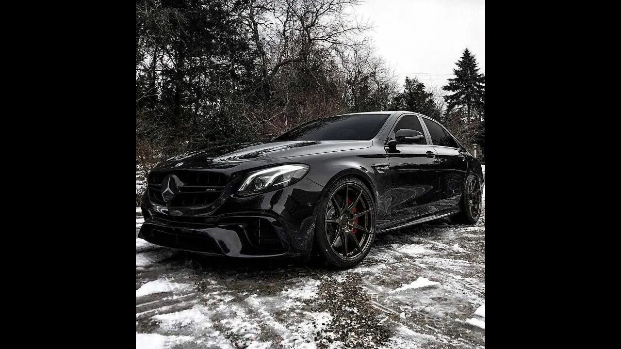 Обложка к треку мерин. Клип про черный мерседес. Песня черный mercedes. Песня черный mercedes. Песня черный mercedes.