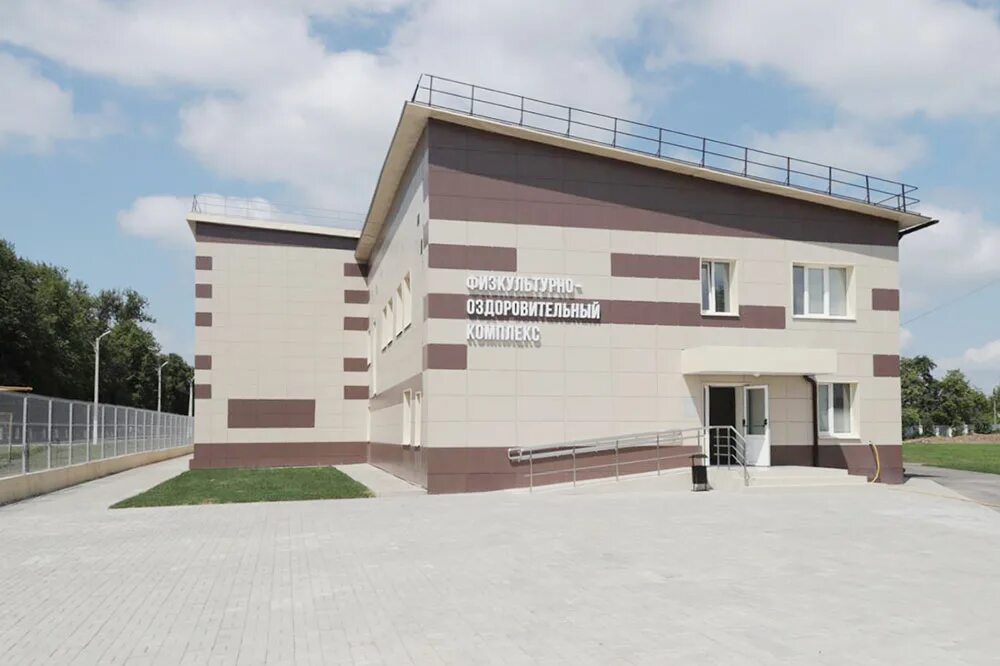 Абонемент в бассейн. Г белинский пензенская бассейн. Бассейн в школе будущего. Школьный бассейн. Бассейн белев тульская область.