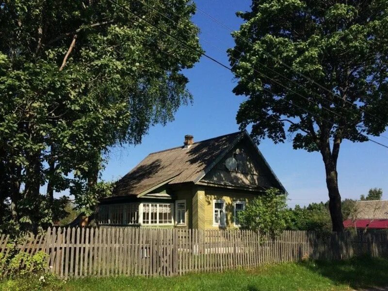 Дома в окуловке новгородской области. Боровенка Окуловский район. Деревня Боровенка Новгородская область. Деревня Боровенка Окуловский район. Боровенка Окуловский район Новгородская область.