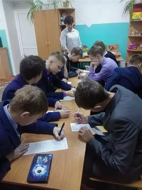 дружить здорово профилактическая неделя. цветик семицветик спектакль. флешмоб дружить здорово. дружить здорово профилактическая неделя. буллинг травля.