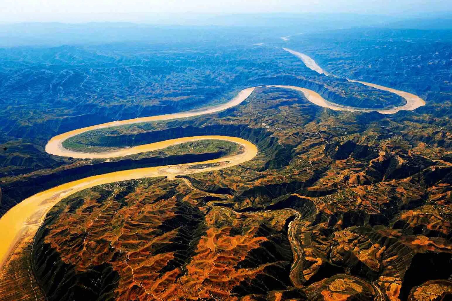 река евразии хуанхэ. долина реки хуанхэ. лёссовое плато хуанхэ. китай река хуанхэ. название реки хуанхэ.