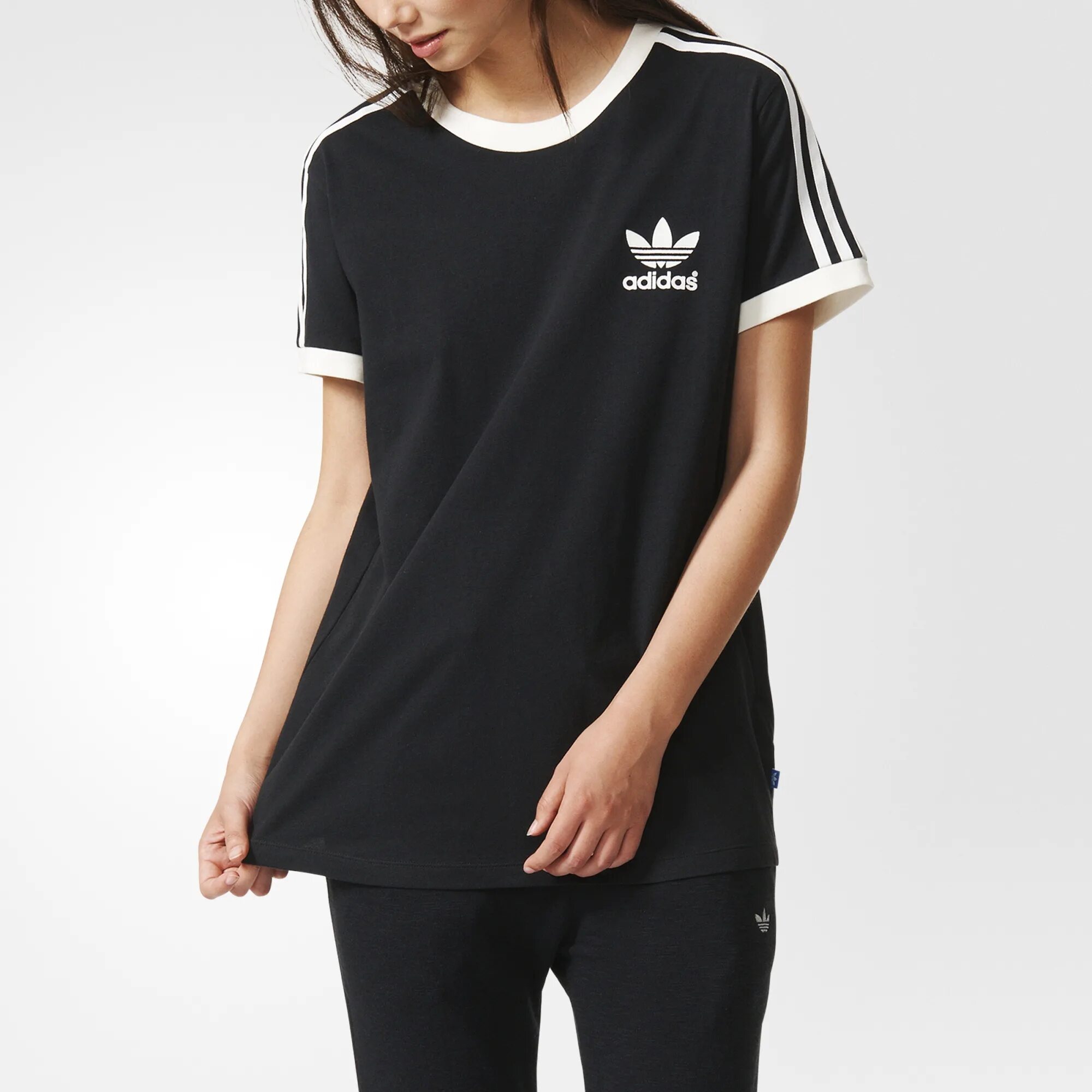 Женская adidas 3 Stripes Original. Adidas Tee. Футболка adidas Originals Fashion Tee. Футболка адидас ориджинал женская. Adidas woman