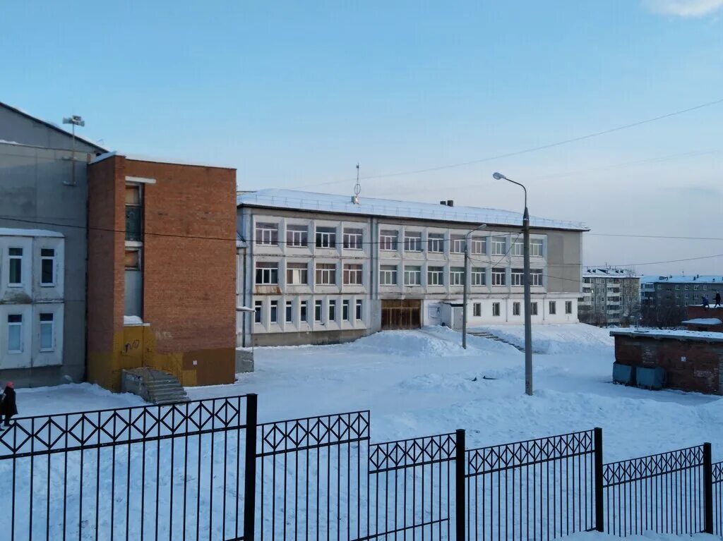 учителя школы 40 иркутск. школа 40 иркутск. школа номер 40 иркутск. школа 40 иркутск. школа города иркутск номер 40.