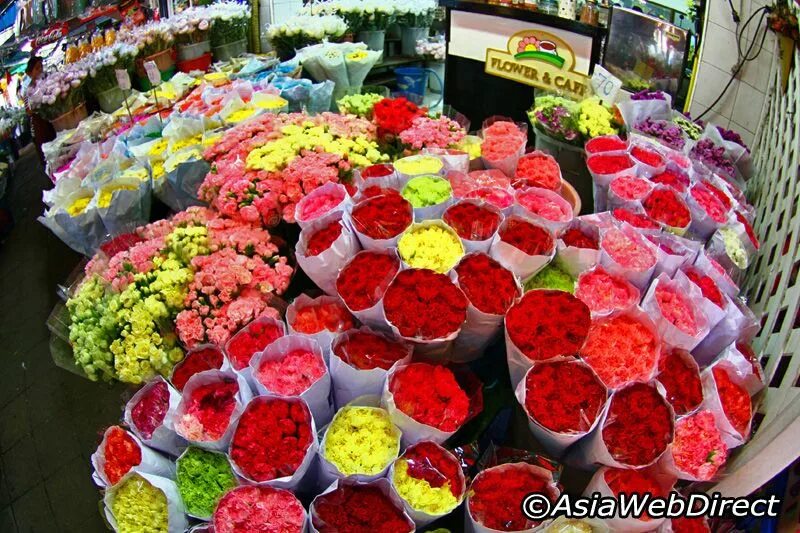 Цветочный рынок на береговой. Цветочный рынок пак Клонг Талат. Цветы на рынке. Рынок цветов.