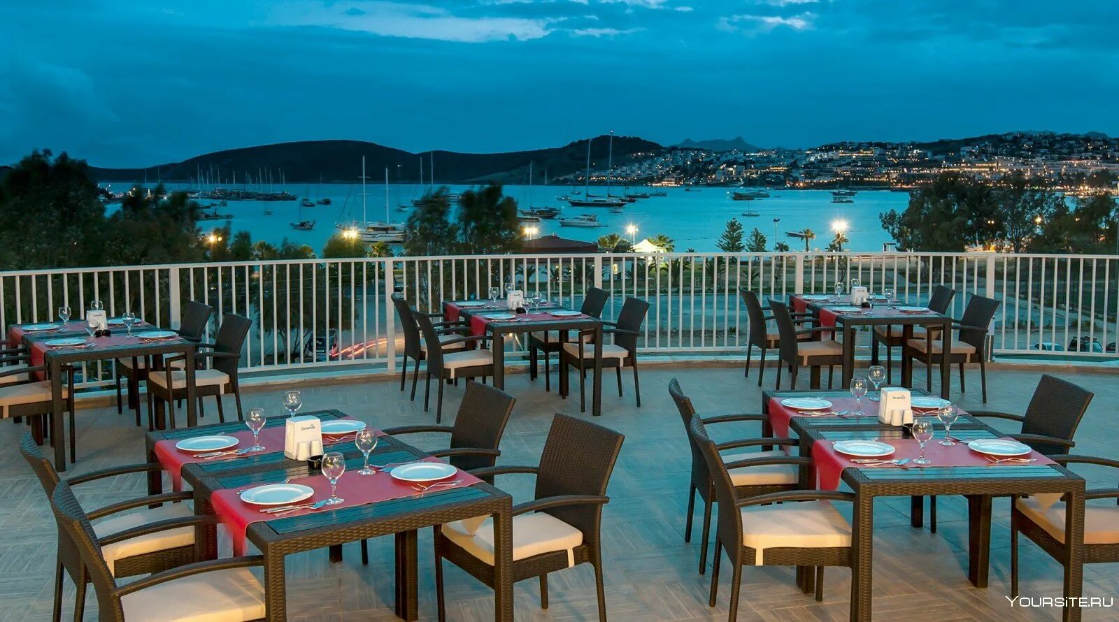 Beach resort 4 турция бодрум. Бодрум Бич Резорт. Бодрум Бич Резорт 4. Отель Bodrum Beach Resort. Bodrum Beach Resort Бодрум.