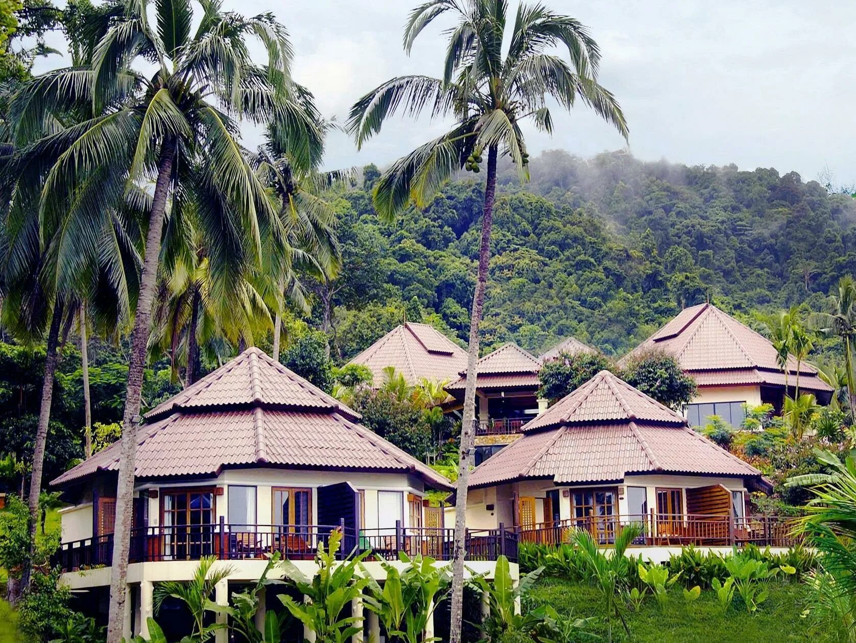 Ко чанг туры. Айяпура ко Чанг отель. Клонг сон Klong son ко Чанг. The Aiyapura Koh Chang 4*. Aiyapura Resort & Spa 4*, Чанг.