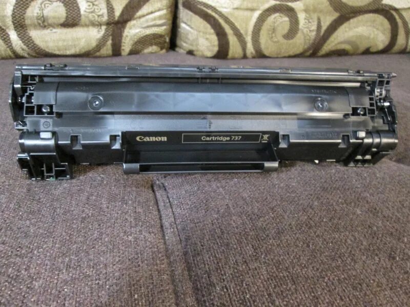 Canon mf211 картридж. Cartridge 737. Картридж canon 737. Картридж crg737 sakura. Картридж canon 737.