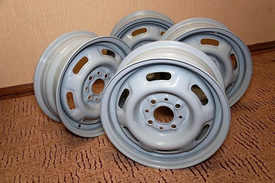 R13 спб. диск колеса ст 16х6,5 6х139,7 уаз профи 40/108,6 серебро (accuride-mefro). колпаки акс миссури r15. колпаки r15 автопрофи. диск 14*5,5 magnetto 4*98 et35 58,5 ваз-2110.