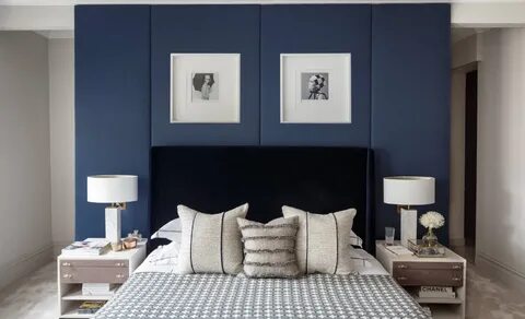 Grey wall lounge