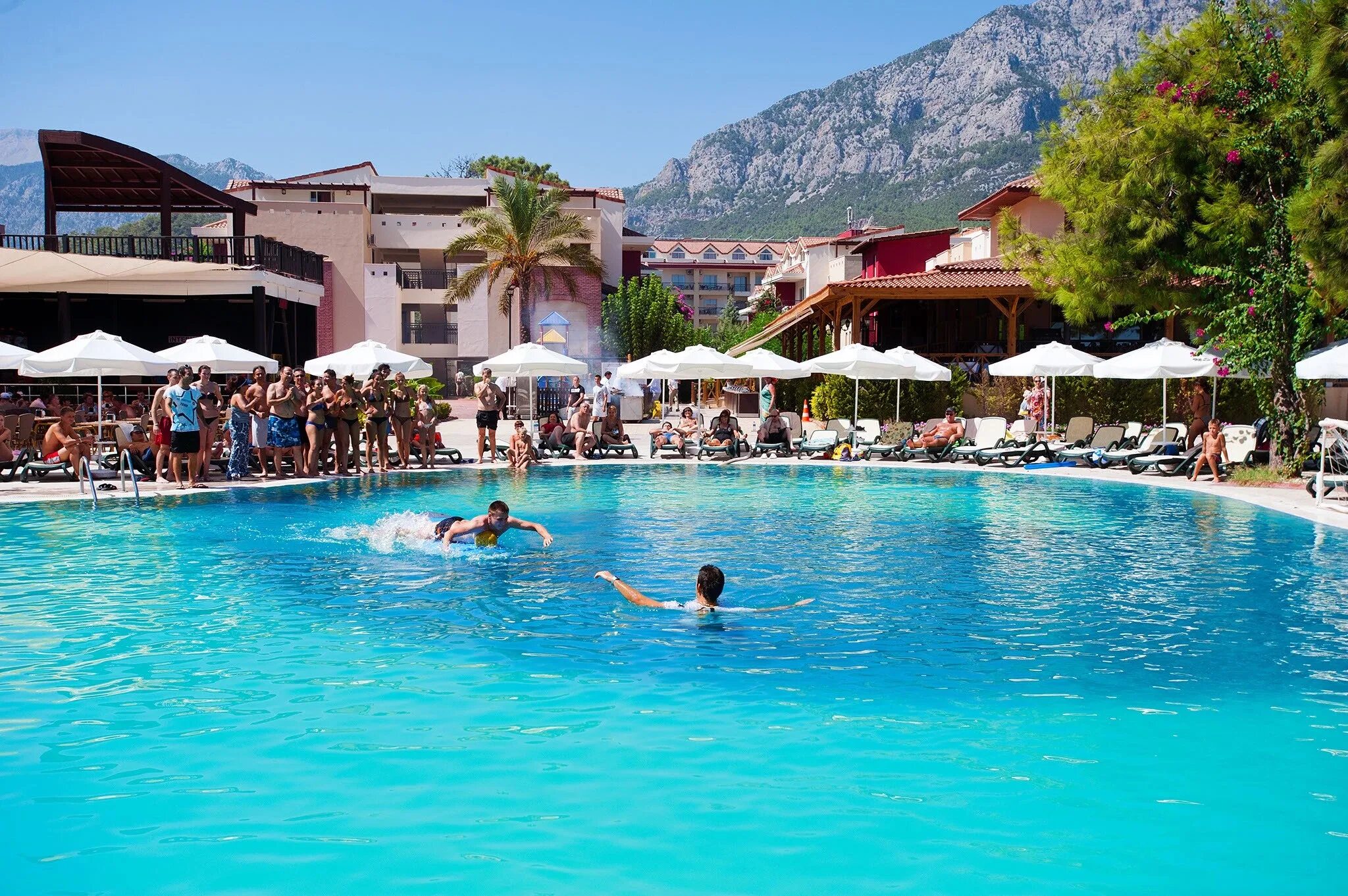 Отель в турции кристалл аура бич. Aura beach resort. Crystal aura beach resort spa 5 кемер. Crystal aura beach resort spa 5. Кристалл аура бич резорт кемер 5*.