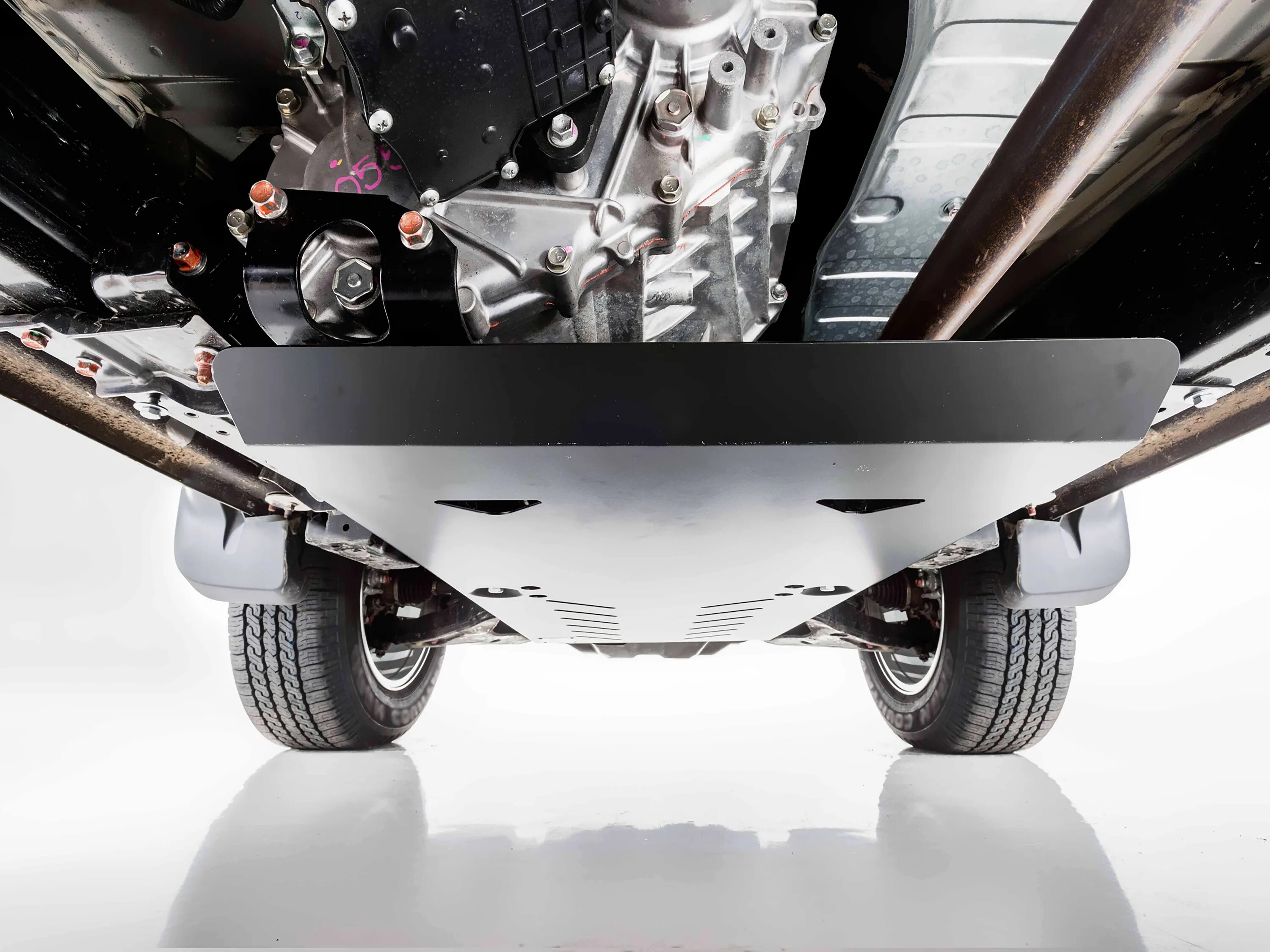 трансмиссия wk2. защита трансмиссии. Front skid plate jeep grand cherokee wk. защита трансмиссии. защита раздатки нива шевроле.