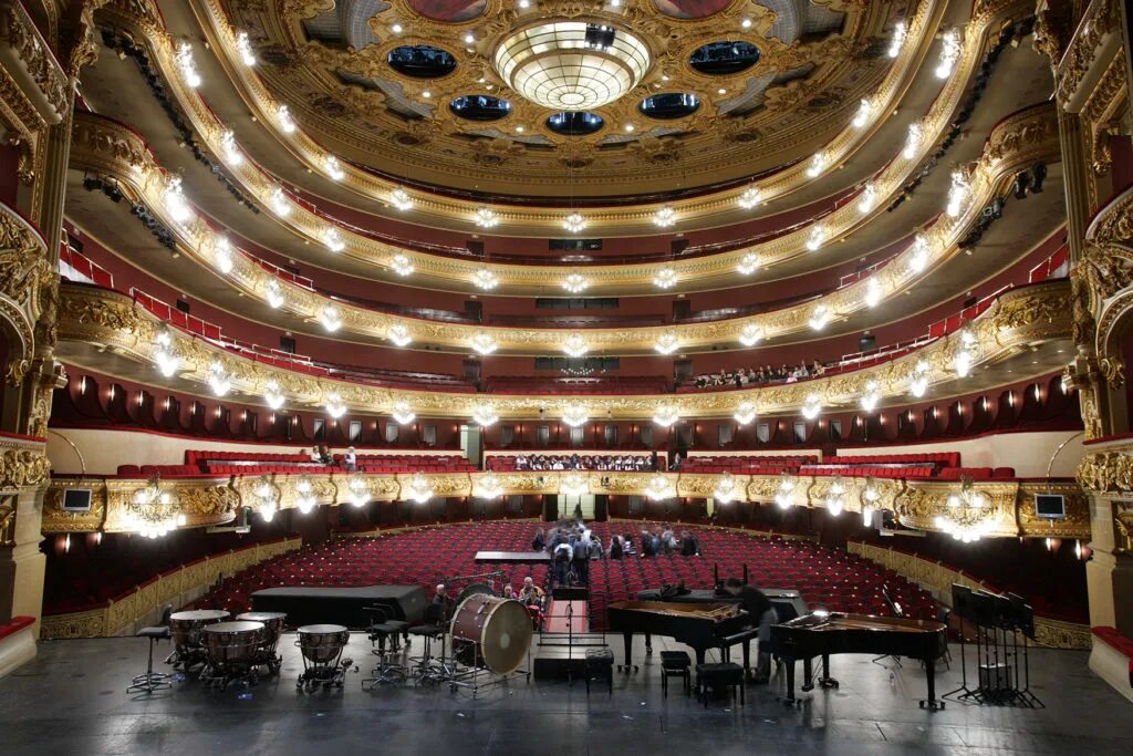 Опера. Гран театро дель лисео. Барселона большой театр лисеу (gran teatre del liceu). Театр лисео барселона. Театр лисео барселона.