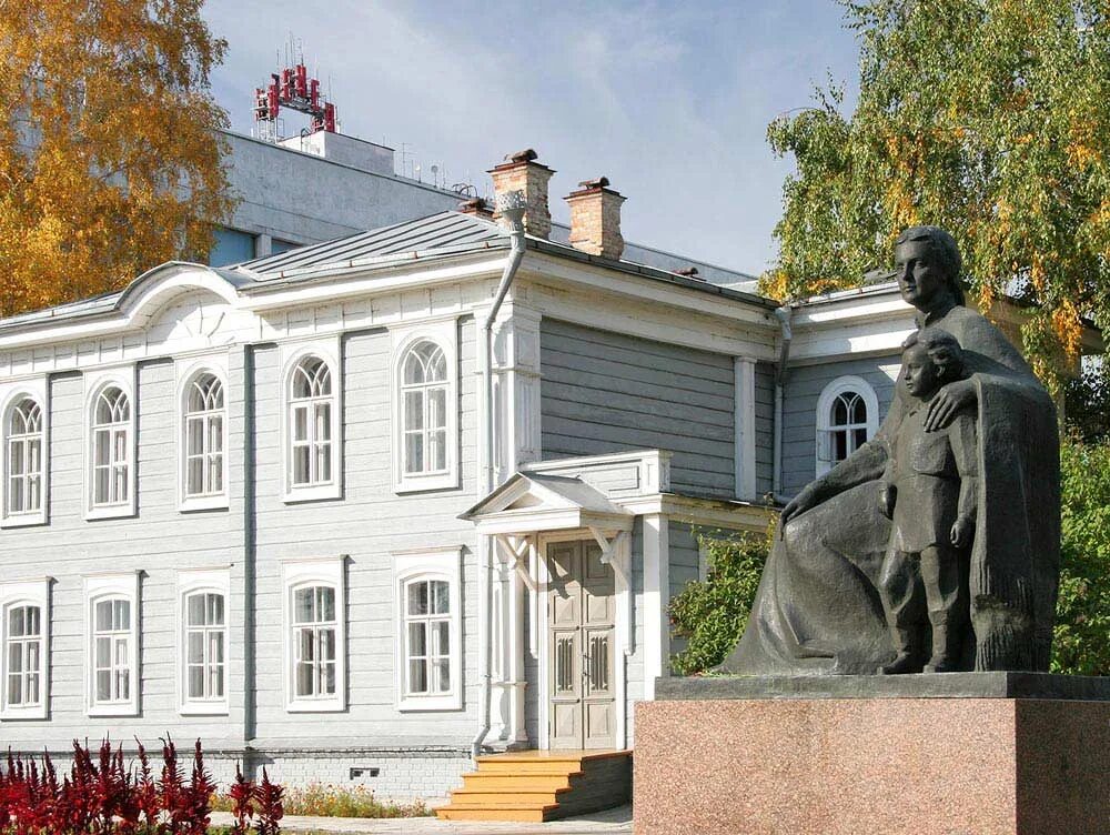 Музеи города ульяновска. Музеи города ульяновска. Краеведческий музей ульяновск. Ульяновский областной художественный музей ульяновск. Ульяновский областной краеведческий музей ульяновск.