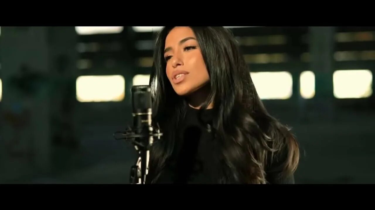 Турецкие песни поют девушки. Турецкие клипы. Турецкие песни поют девушки. Турецкая песня девушка поет. Турецкие песни поют девушки.