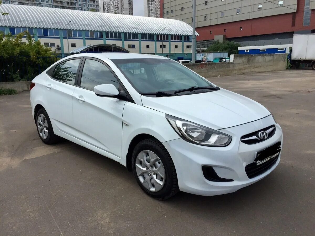 хёндай солярис 2013 хэчбек. солярис белый хэтчбек 2013. Hyundai solaris 2013 года. Solaris 2013 года. Solaris 2013 года.