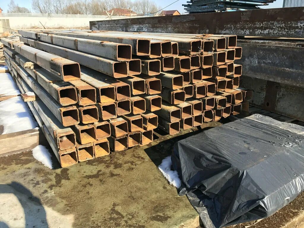 дешевый металлопрокат. дешевый металлопрокат. труба проф 25х25х1,5. полоса стальная 40*6000. уголок 75х75х8 ст3сп/пс5.