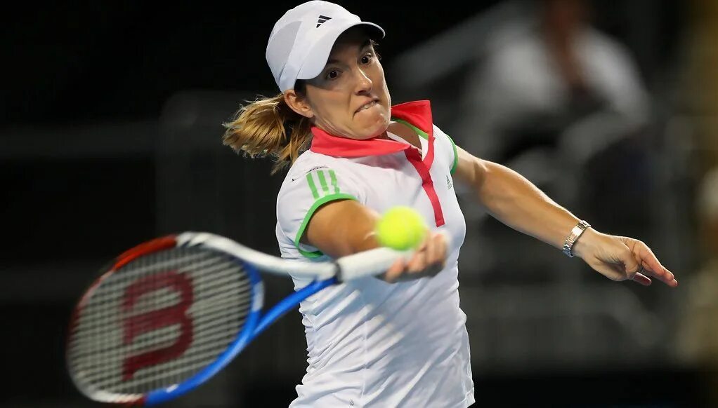 Нино теннис. Жюстин Энен. Жюстин Энен теннис. Justine Henin 2022. Теннис Жюстин Энен дети.