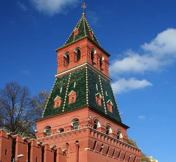 Какие есть башни кремля. Благовещенская башня. благовещенская башня башни московского кремля. тайницкая башня московского кремля. тайнинская башня в кремле.