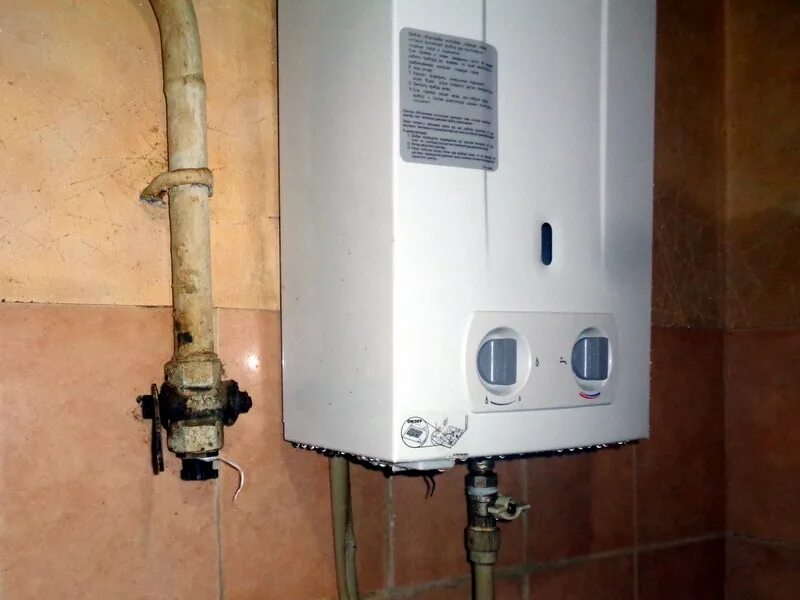 Какую газовую колонку в ванну