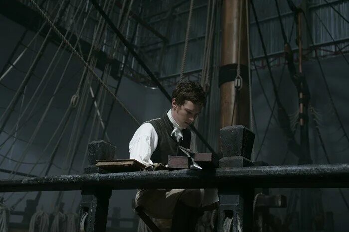 хозяин морей на краю земли доктор. путешествие на край земли сериал бенедикт камбербэтч. возвращение на край земли. рассел кроу хозяин морей. путешествие на край земли эдмунд талбот.