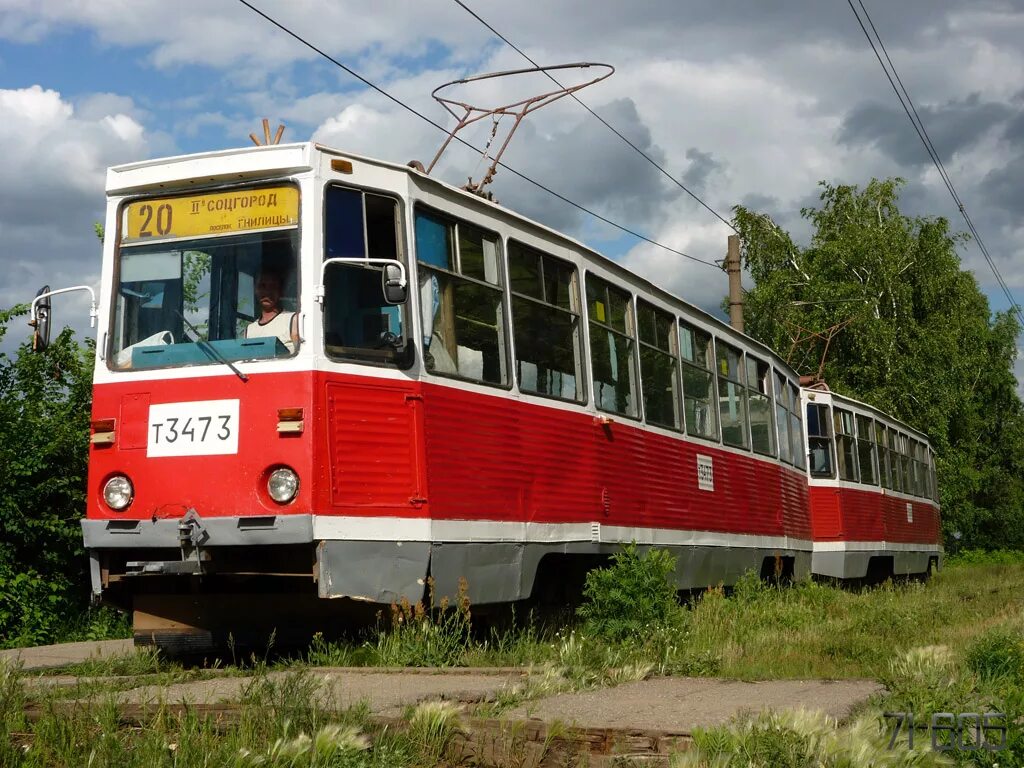 9 маршрут трамвая нижний. 71 605 В Нижнем Новгороде. Трамвай 11 Нижний Новгород. Трамвай 2004 Нижний Новгород. Трамвай на проспекте Ленина Нижний Новгород.