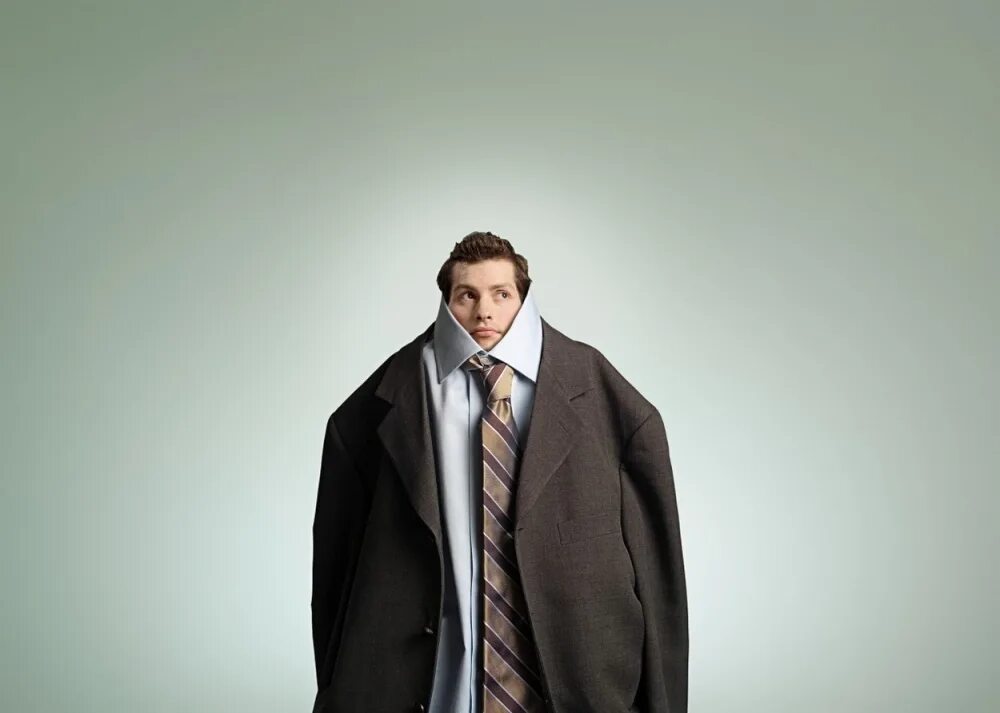 He is too small. Картинки tall short. Oversized man suit. He is too small. He is too small.