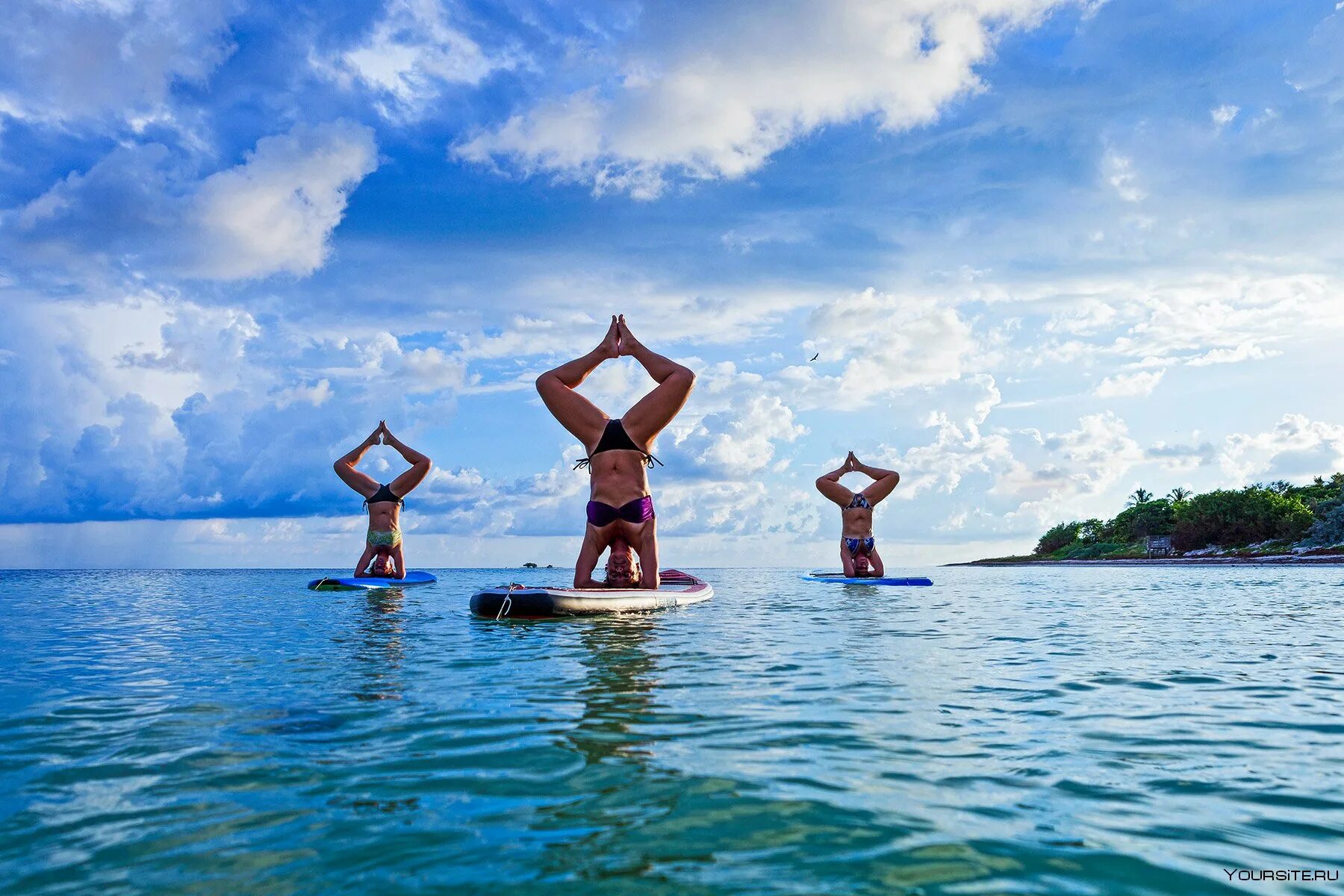 Sup Board йога. Бали Панган. Йога в воде. Медитация на сапах.