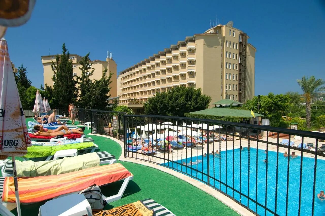 Отель в турции beach club. Отель в турции beach club. Отель beach club doganay. Доганай отель турция. Бич клаб доганай 5 звезд турция.