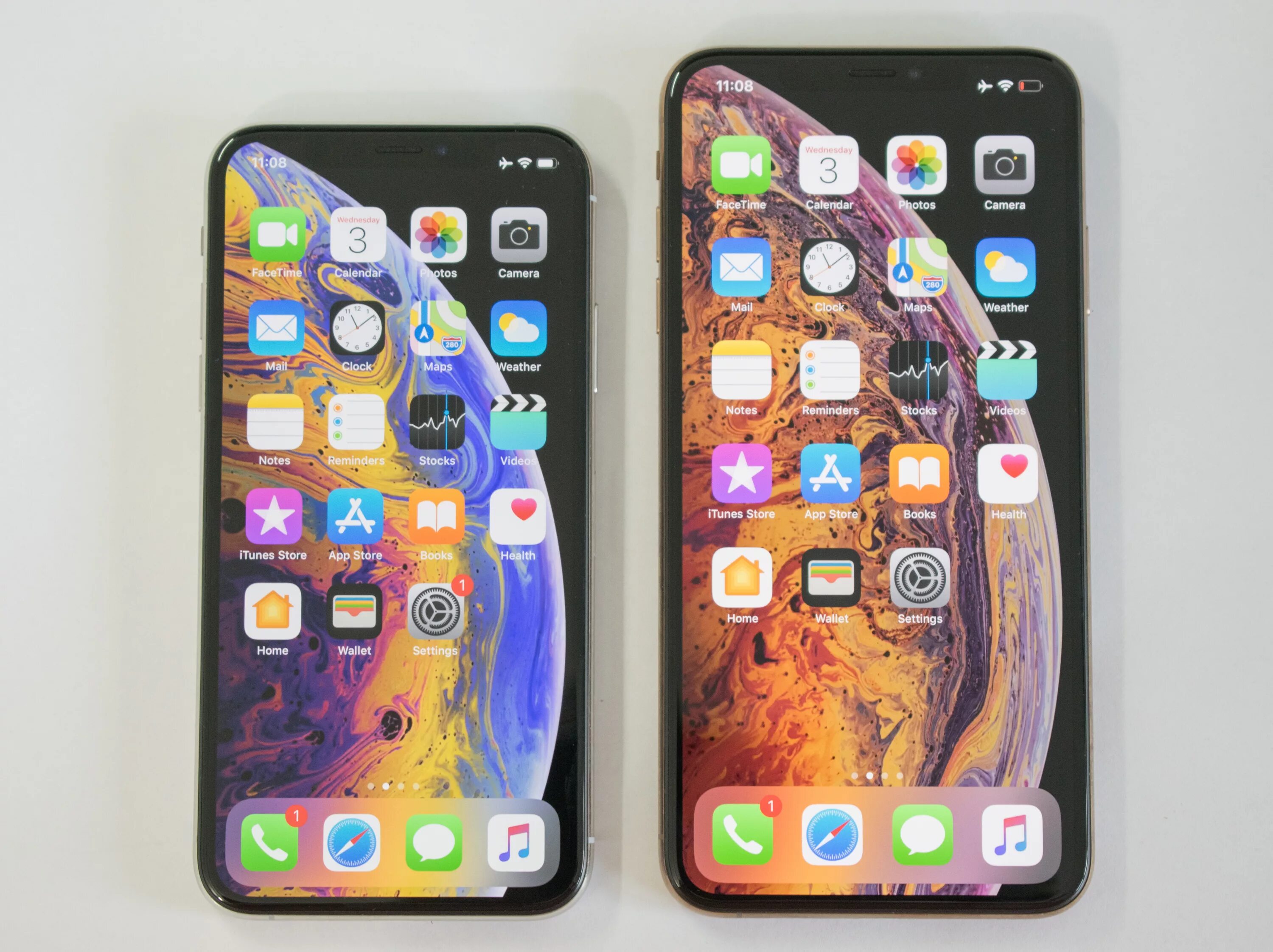 Айфон хс 11. Iphone 10 XS Max. Iphone 10 iphone 10 XS Max. Iphone XS iphone XS Max. Iphone XS vs XS Max.