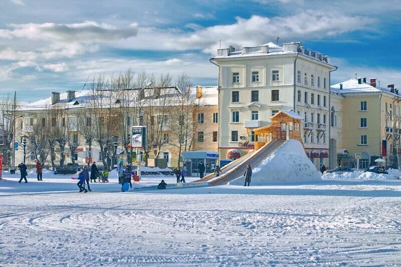 Краснотурьинский городской сайт. Краснотурьинск. Краснотурьинск город. Краснотурьинск Свердловская область. Городская площадь Краснотурьинск.