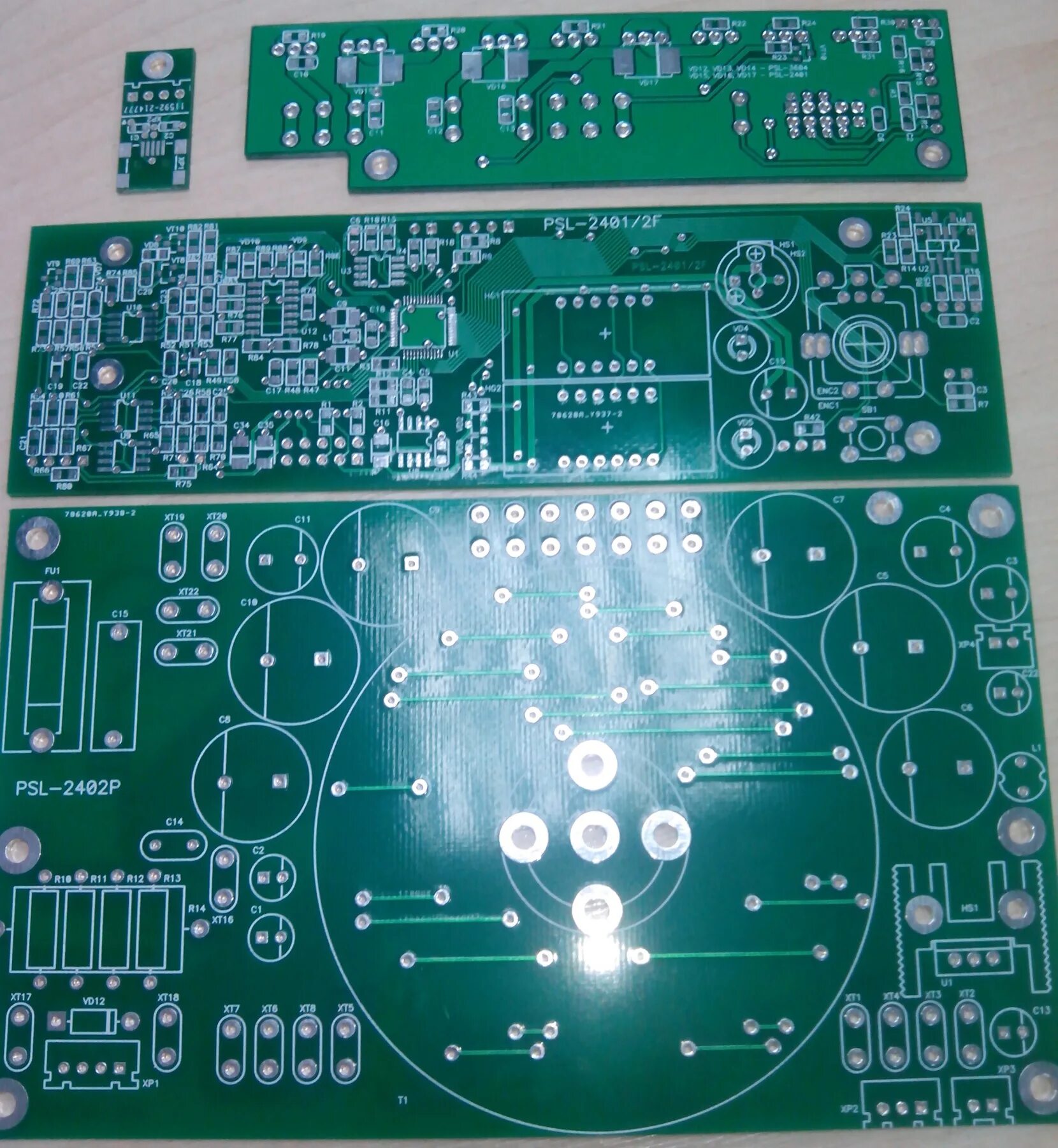 Suifun 2402. Psl-2402. Блока питания psl-3604. Печатная плата блока питания. Платы для лабораторных работ.