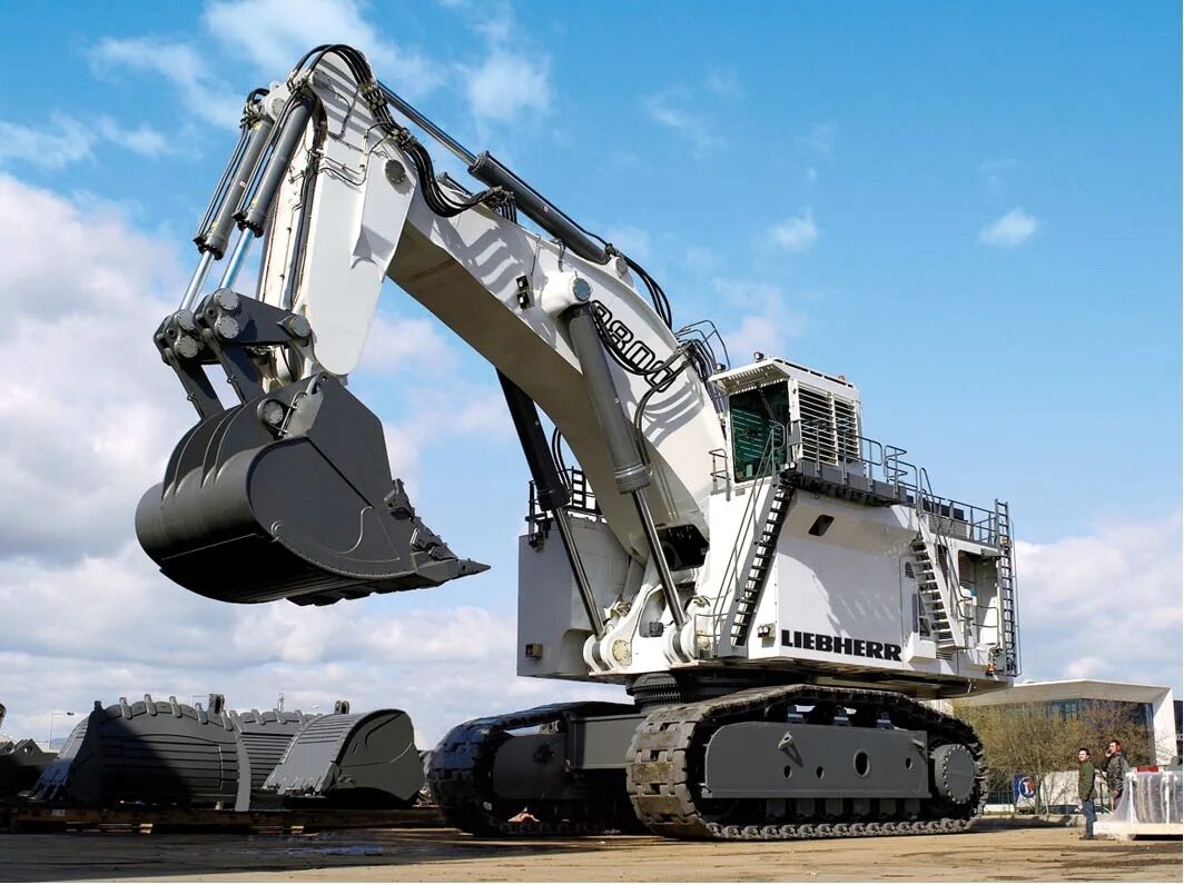 Экскаватор Либхер r9800. Liebherr r 9800. Liebherr r 9800 Excavator. Экскаватор Liebherr r 9800. Строительная техника видео