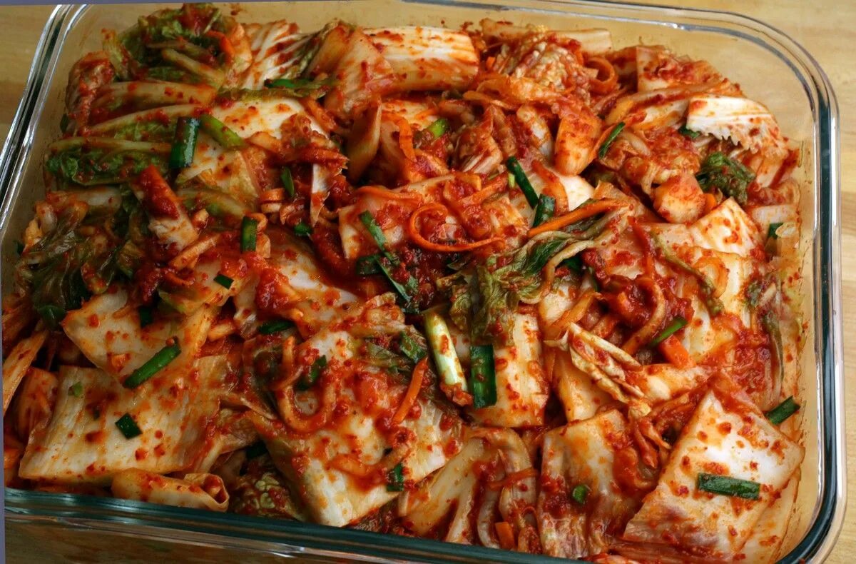 Kimchi загородный. Кимчхи. Кимчхи Корея. Корейская кухня кимчи. Национальное блюдо Южной Кореи кимчи.