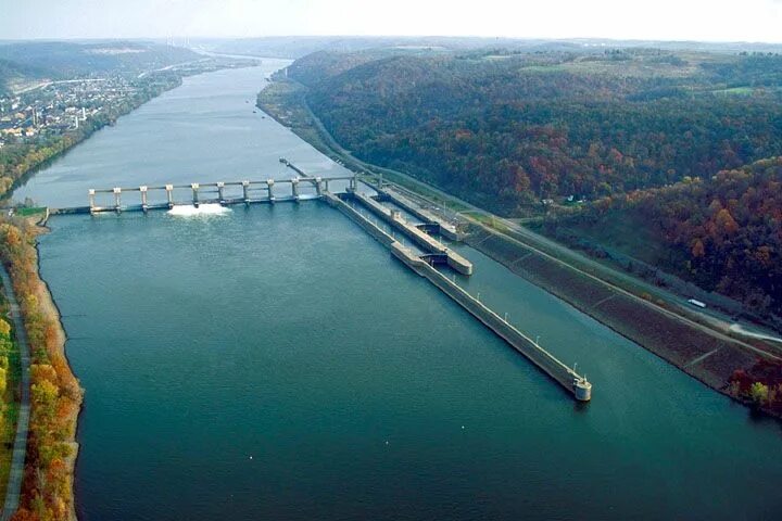Питание реки огайо. Миссисипи дамба. Река Огайо. Река Огайо фото. Шортанды река.