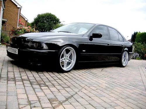 39 00 18. BMW e39 Racing Dynamics. Racing Dynamics r18 BMW e39. БМВ е39 Racing Dynamics. Диски Racing Dynamics BMW e38.