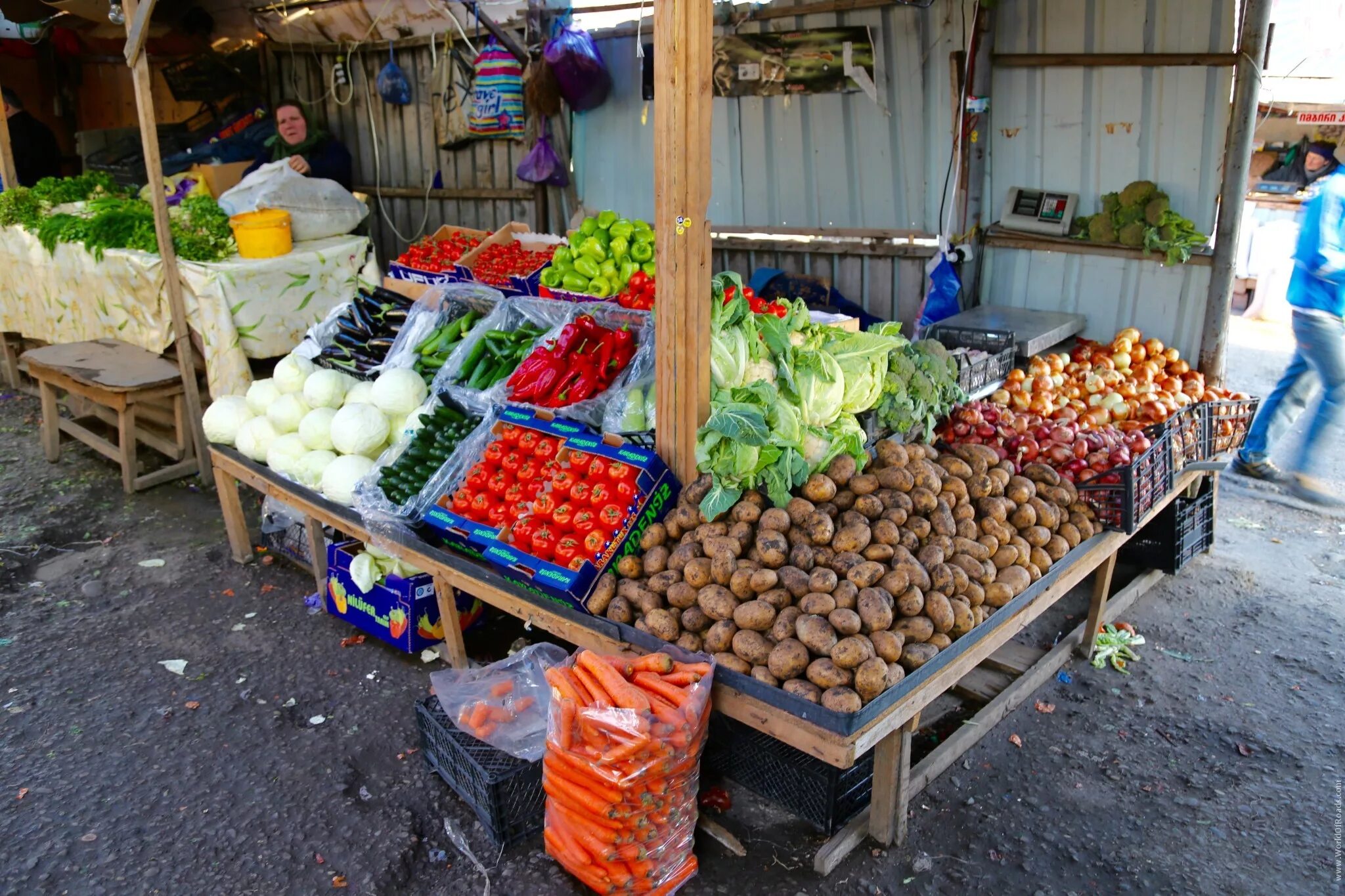 Рынок Самгори в Тбилиси. Центральный рынок Тбилиси. Рынок Навтлуги в Тбилиси. Дезертирский рынок в Тбилиси.