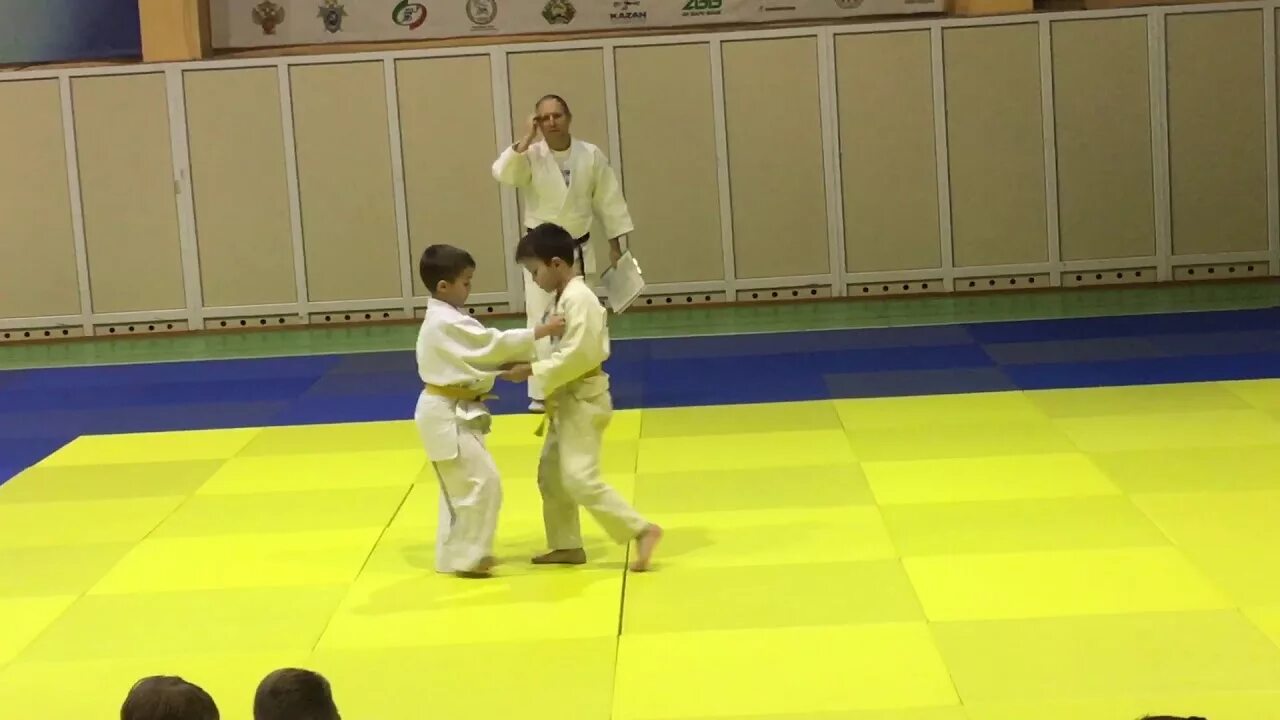 Классификация поясов в дзюдо в россии. 4 кю пояс дзюдо. 4 кю пояс дзюдо. Система поясов в дзюдо в россии. 4 кю дзюдо оранжевый пояс броски.